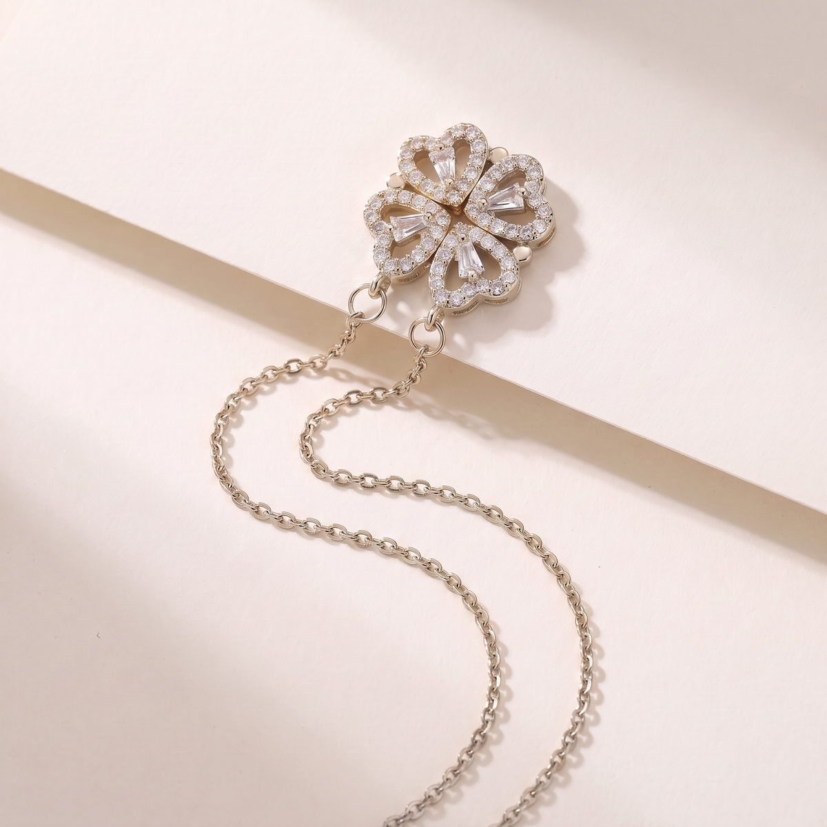 COSMOS™ Lucky Fold Necklace